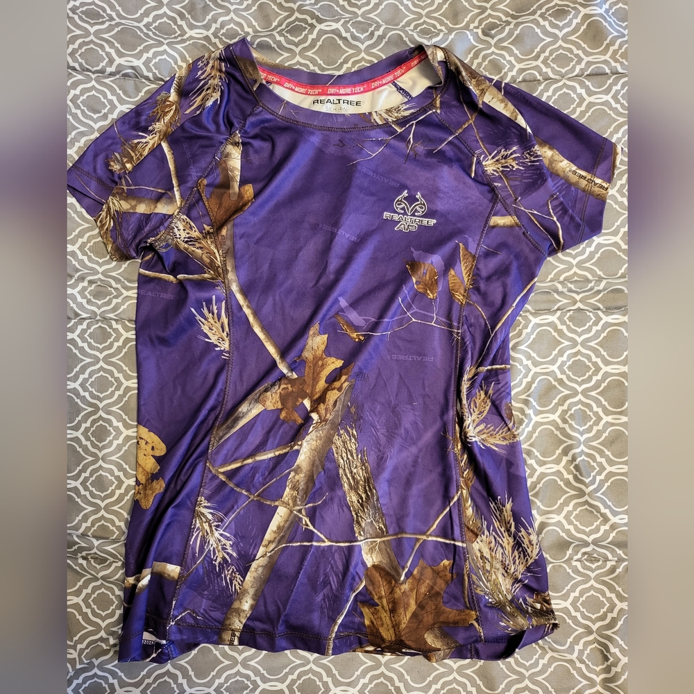 Real tree t-shirt